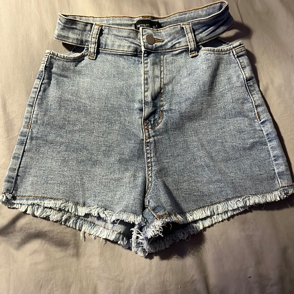 Pretty Little Thing Shorts